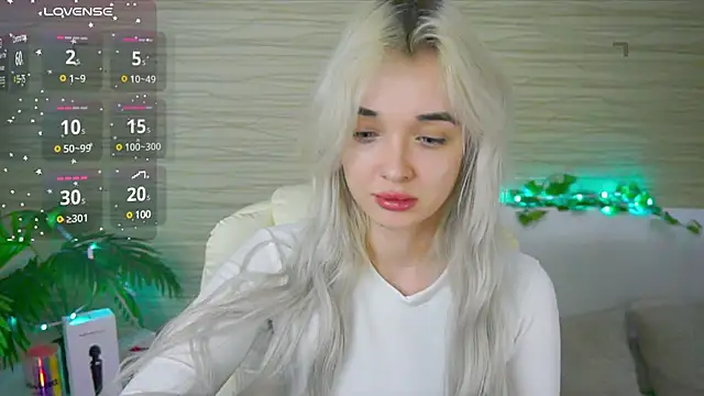 Snapshot of Ashley_S chatting on 03/12/25, 02:20 Ashley S online show from 03/12/25, 02:20