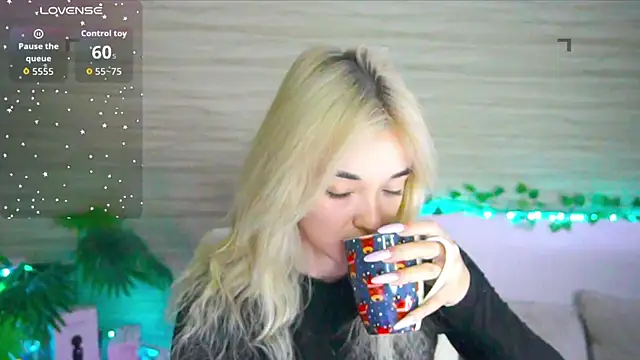 Ashley S online show from 11/05/25, 11:08