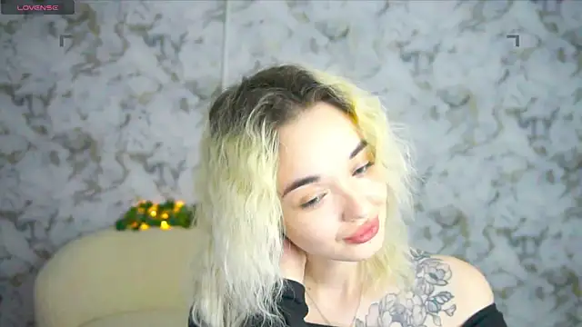 Ashley S online show from 04/30/26, 10:25
