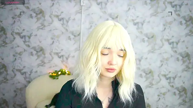 Ashley S online show from 06/07/26, 10:15