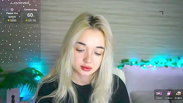 Snapshot of Ashley_S chatting on 09/18/25, 10:13 Ashley S online show from 09/18/25, 10:13