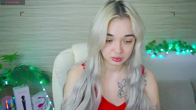 Snapshot of Ashley_S chatting on 03/02/25, 02:19 Ashley S online show from 03/02/25, 02:19