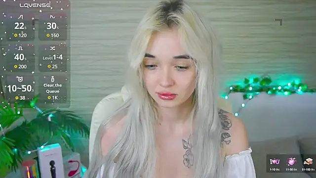 Snapshot of Ashley_S chatting on 03/10/25, 02:17 Ashley S online show from 03/10/25, 02:17