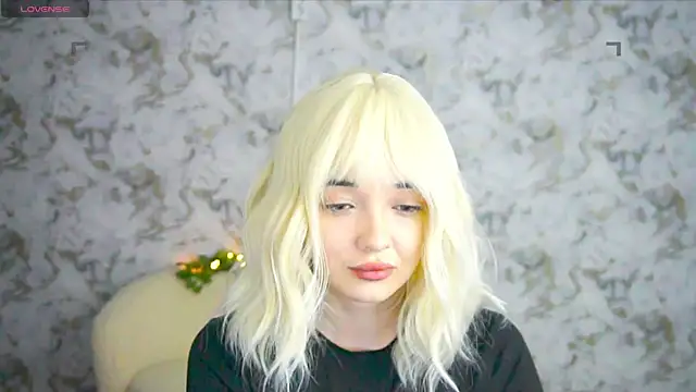 Ashley S online show from 06/08/26, 10:21