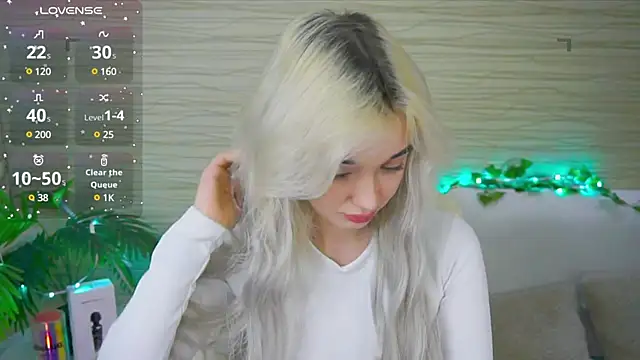 Snapshot of Ashley_S chatting on 03/11/25, 11:15 Ashley S online show from 03/11/25, 11:15