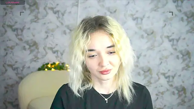 Ashley S online show from 04/25/26, 10:18