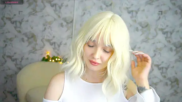 Ashley S online show from 05/27/26, 01:57
