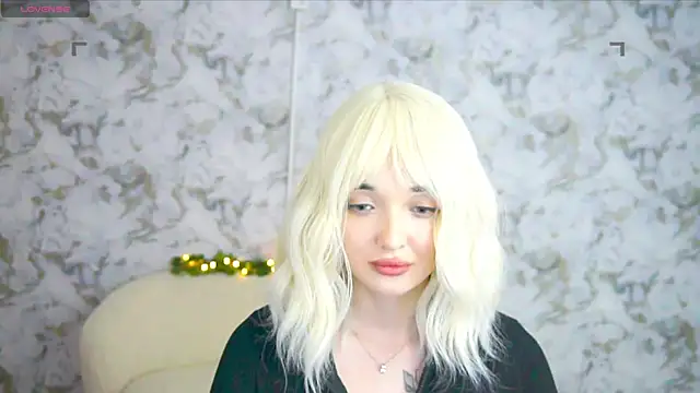 Ashley S online show from 06/11/26, 02:53