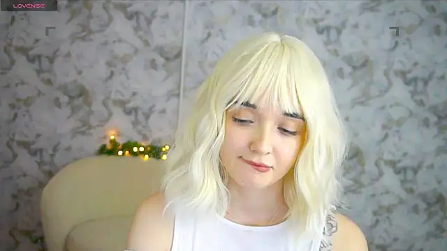 Ashley S online show from 05/18/26, 04:07