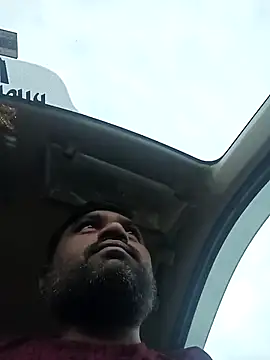 pintuS40 online show from 10/27/25, 03:29