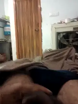 pintuS40 online show from 10/29/25, 01:04