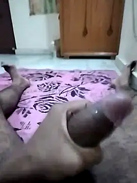 Snapshot of Thefatcockguy69x chatting on 11/04/25, 01:42 Thefatcockguy69x online show from 11/04/25, 01:42