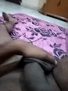 Snapshot of Thefatcockguy69x chatting on 10/26/25, 05:35 Thefatcockguy69x online show from 10/26/25, 05:35