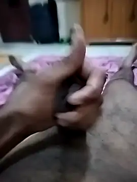 Snapshot of Thefatcockguy69x chatting on 11/22/25, 06:18 Thefatcockguy69x online show from 11/22/25, 06:18