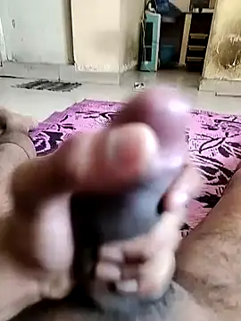 Snapshot of Thefatcockguy69x chatting on 02/15/26, 06:58 Thefatcockguy69x online show from 02/15/26, 06:58