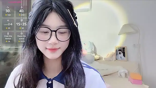 Luminous163 online show from 10/21/25, 11:42