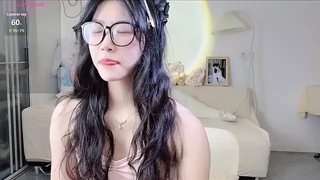 Luminous163 online show from 10/10/25, 09:54