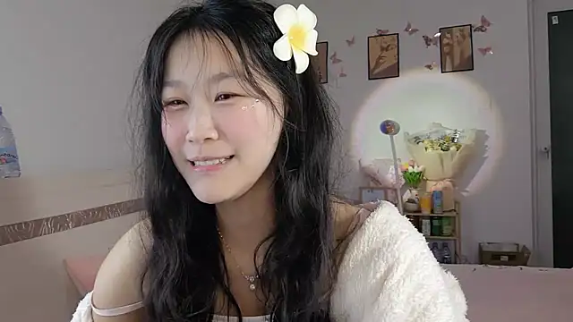 Luminous163 online show from 03/02/25, 06:27