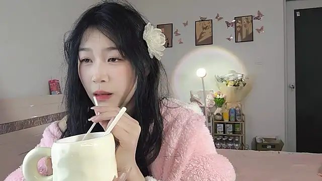Luminous163 online show from 03/06/25, 01:03