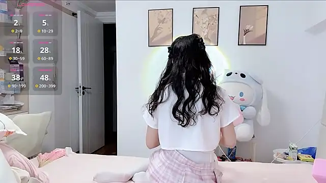 Luminous163 online show from 12/18/25, 01:04