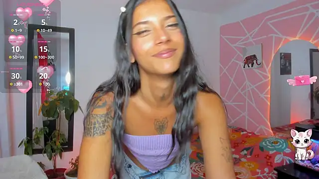 Snapshot of CoralRigan chatting on 10/03/25, 03:52 CoralRigan online show from 10/03/25, 03:52