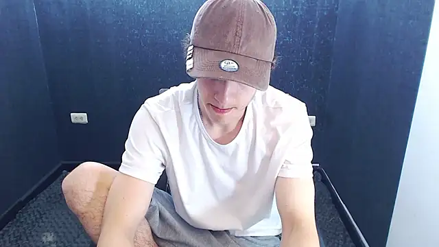 Kerverr  online show from 11/09/25, 02:21