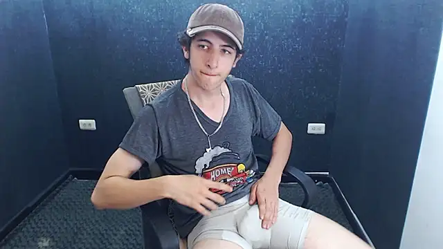 Kerverr  online show from 11/19/25, 07:03