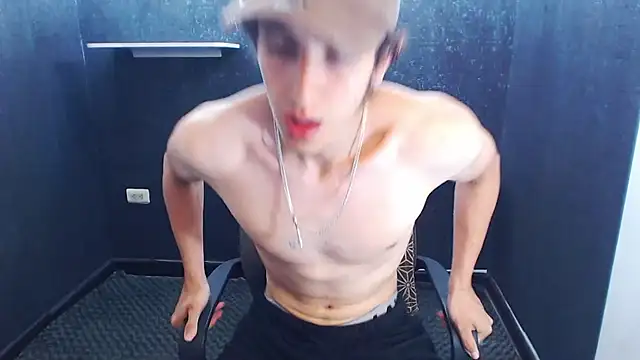 Kerverr  online show from 12/04/25, 06:18