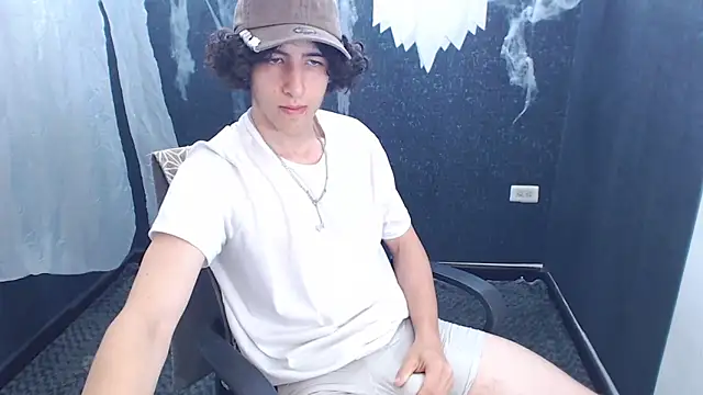 Kerverr  online show from 11/01/25, 04:45