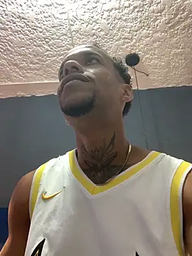 Snapshot of Salomon_koude chatting on 11/27/25, 04:51 Salomon koude online show from 11/27/25, 04:51