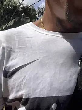 Snapshot of Salomon_koude chatting on 11/30/25, 05:03 Salomon koude online show from 11/30/25, 05:03