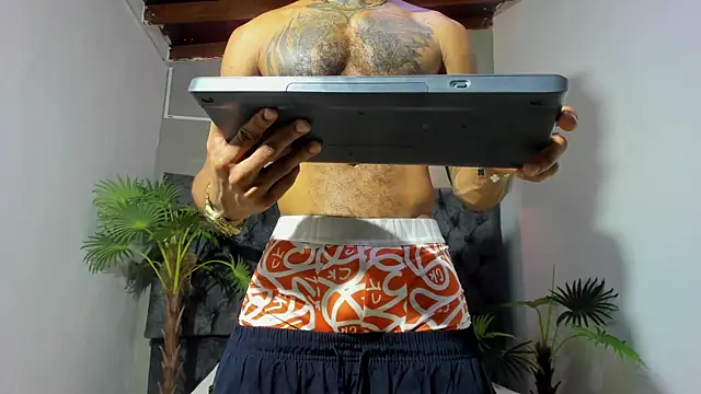 Salomon koude online show from 04/28/26, 02:54