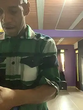 Snapshot of Salomon_koude chatting on 01/18/26, 09:29 Salomon koude online show from 01/18/26, 09:29