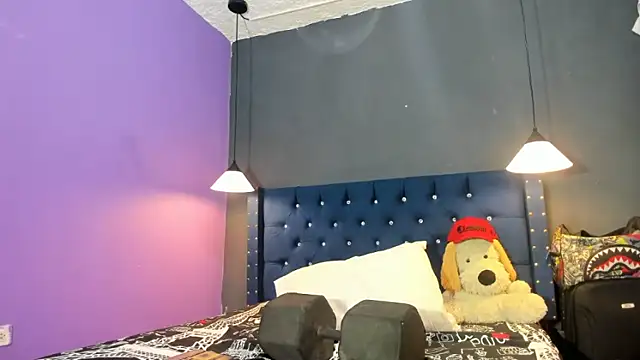 Snapshot of Salomon_koude chatting on 02/23/26, 06:52 Salomon koude online show from 02/23/26, 06:52