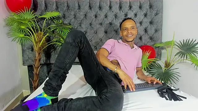 Salomon koude online show from 04/18/26, 04:59