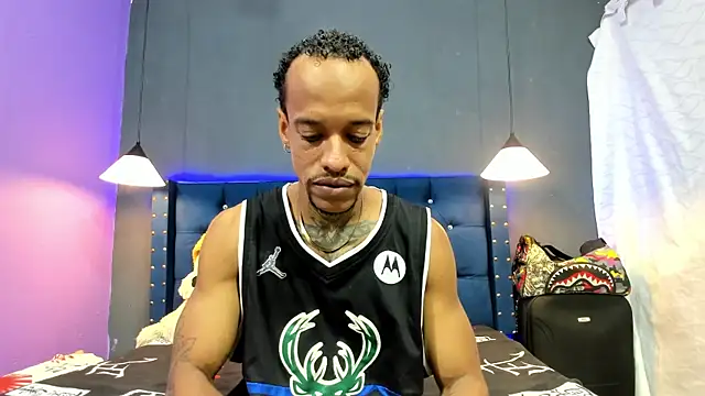 Snapshot of Salomon_koude chatting on 01/06/26, 09:19 Salomon koude online show from 01/06/26, 09:19