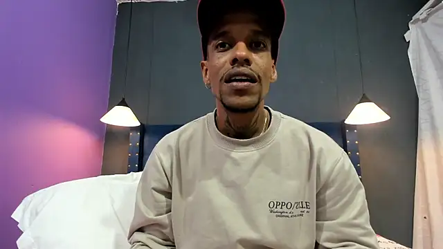 Snapshot of Salomon_koude chatting on 11/28/25, 04:56 Salomon koude online show from 11/28/25, 04:56