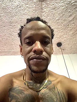 Snapshot of Salomon_koude chatting on 04/05/26, 06:47 Salomon koude online show from 04/05/26, 06:47