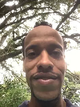 Snapshot of Salomon_koude chatting on 01/10/26, 09:32 Salomon koude online show from 01/10/26, 09:32