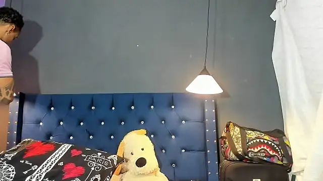 Snapshot of Salomon_koude chatting on 02/10/26, 08:30 Salomon koude online show from 02/10/26, 08:30