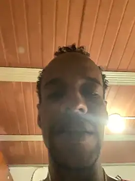 Snapshot of Salomon_koude chatting on 02/22/26, 05:58 Salomon koude online show from 02/22/26, 05:58