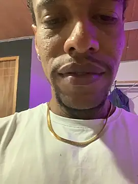 Snapshot of Salomon_koude chatting on 11/15/25, 05:39 Salomon koude online show from 11/15/25, 05:39