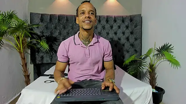 Salomon koude online show from 05/11/26, 02:45