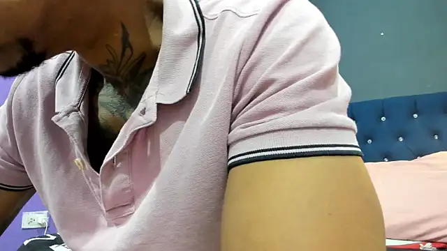 Snapshot of Salomon_koude chatting on 12/18/25, 08:01 Salomon koude online show from 12/18/25, 08:01