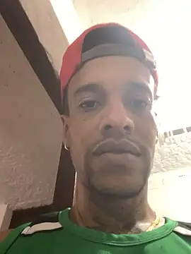 Snapshot of Salomon_koude chatting on 02/12/26, 06:29 Salomon koude online show from 02/12/26, 06:29