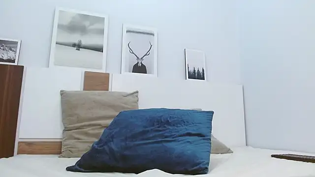 Snapshot of sussy_leon chatting on 03/15/25, 05:04 sussy leon online show from 03/15/25, 05:04