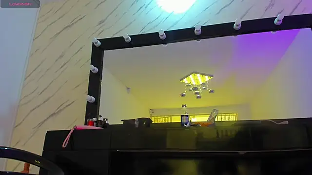 ElisabethMassey online show from 01/09/26, 03:30