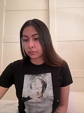 Im sophia1 online show from 03/18/26, 01:02