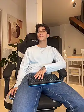 ajordanR online show from 04/05/26, 01:01