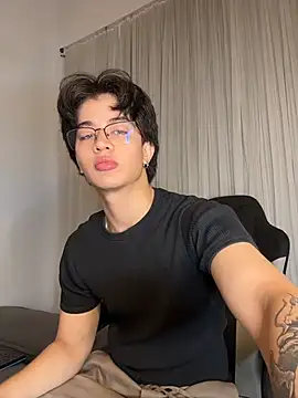 ajordanR online show from 04/18/26, 01:52